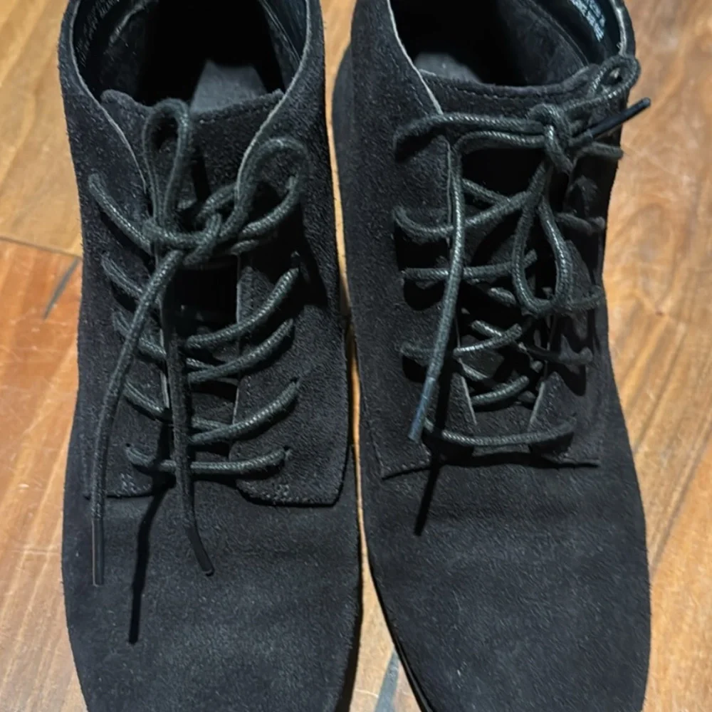 Clarks women bootie size 6 - Picture 3 of 5